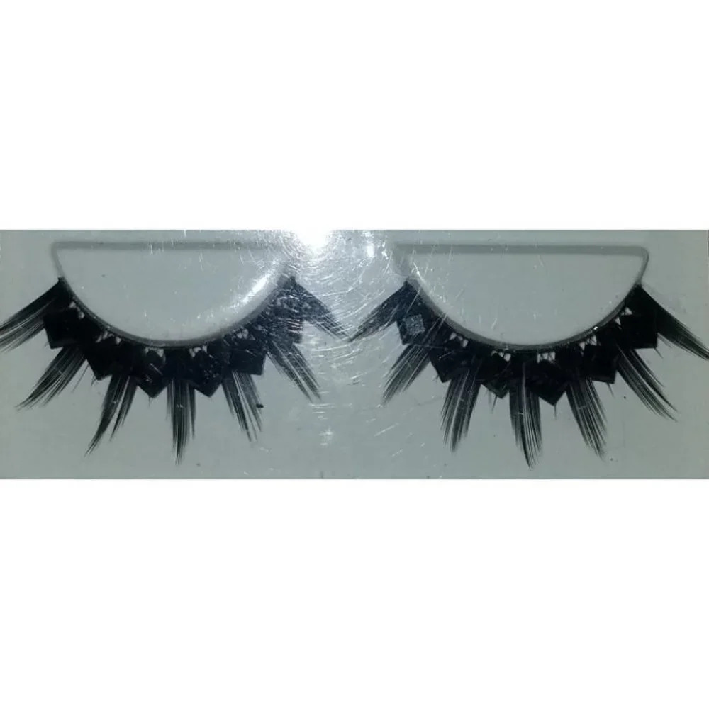 Stylish False Eyelashes - Picture 4 of 6